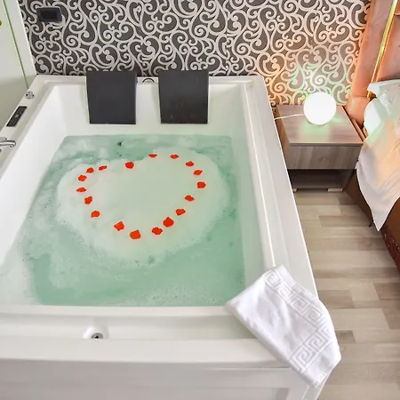 Mirosa Bed & Breakfast 3*