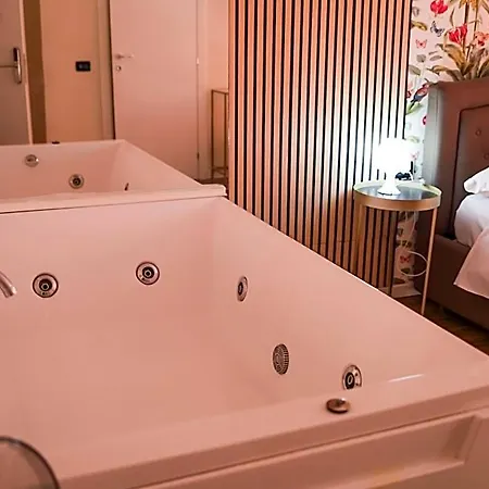 Mirosa Bed & Breakfast 3*